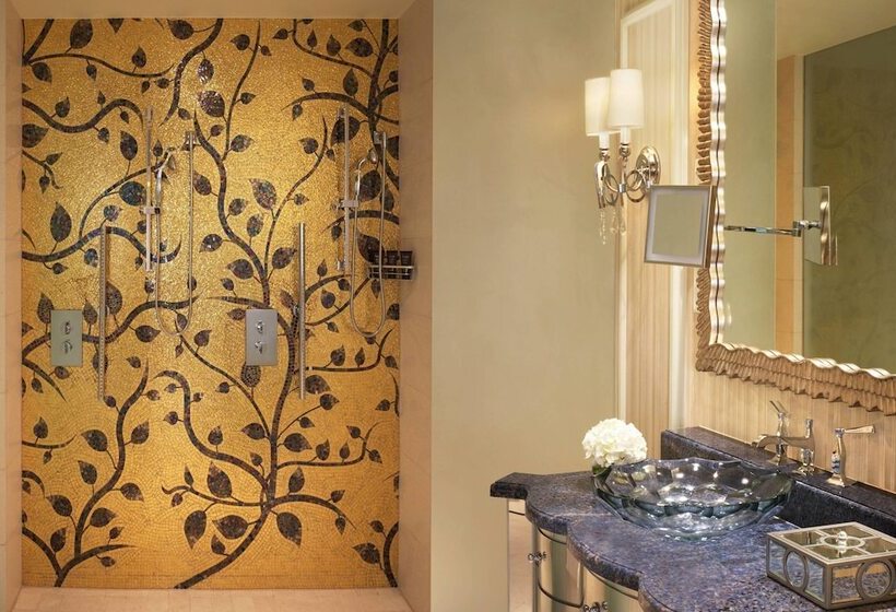 Люкс Real 2 Спальни, The Ritzcarlton Abu Dhabi  Grand Canal