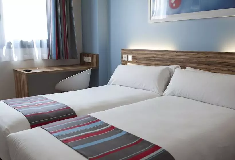 اتاق استاندارد برای معلولان, Travelodge Barcelona Poblenou