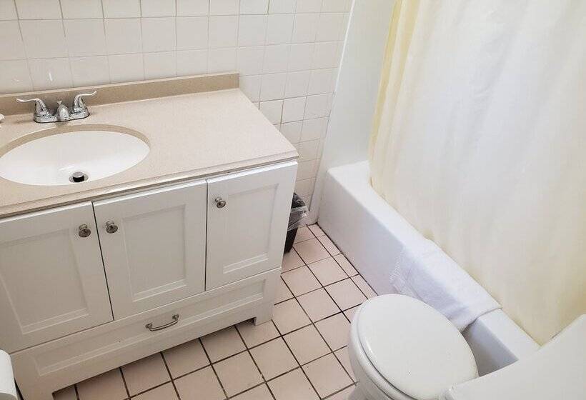 2ダブルベッドのスタンダードルーム, Rodeway Inn