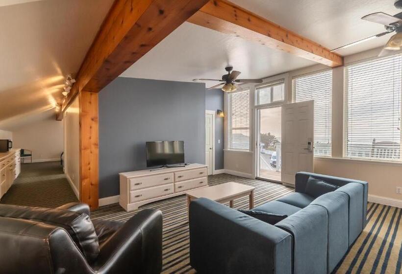 סוויטה משפחתית, Pacific Reef Hotel & Light Show