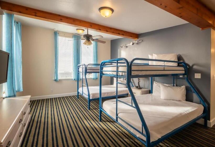 סוויטה משפחתית, Pacific Reef Hotel & Light Show