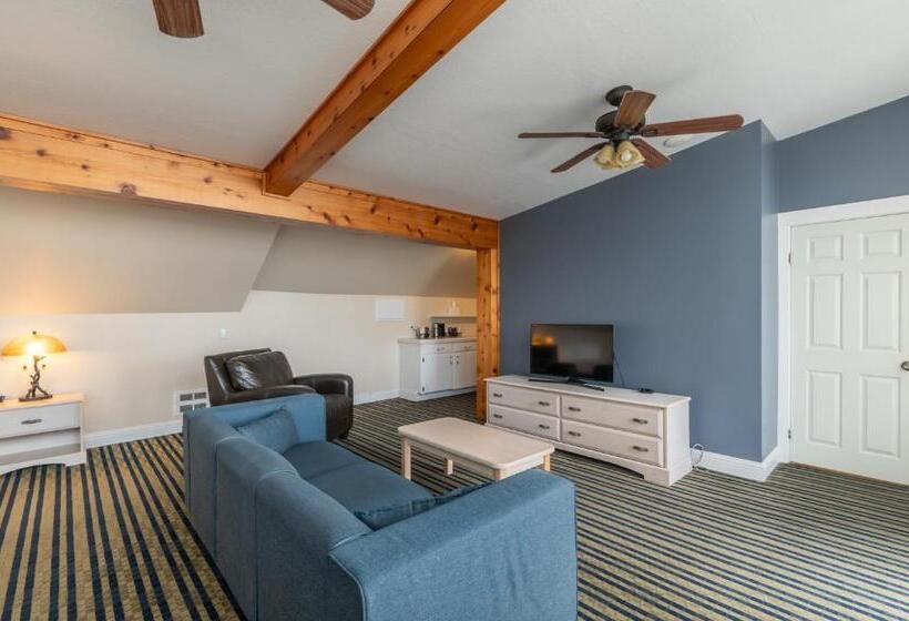 סוויטה משפחתית, Pacific Reef Hotel & Light Show