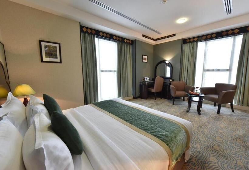 غرفة سوبيريور, Awaliv International