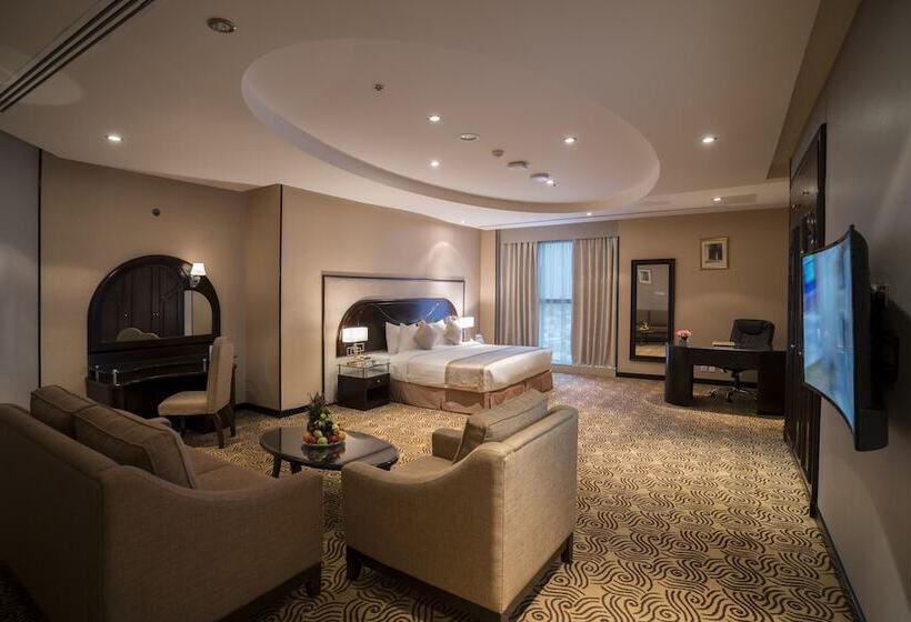 جناح إدارى, Awaliv International