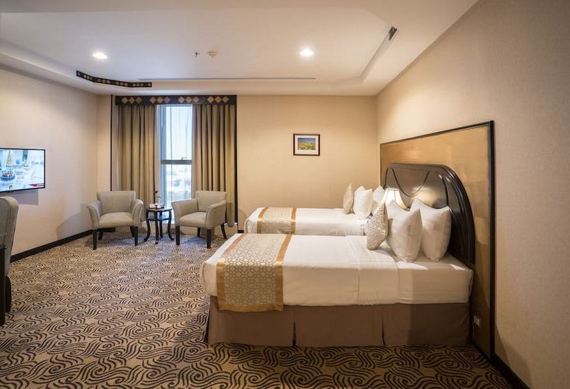 غرفة كلوب, Awaliv International