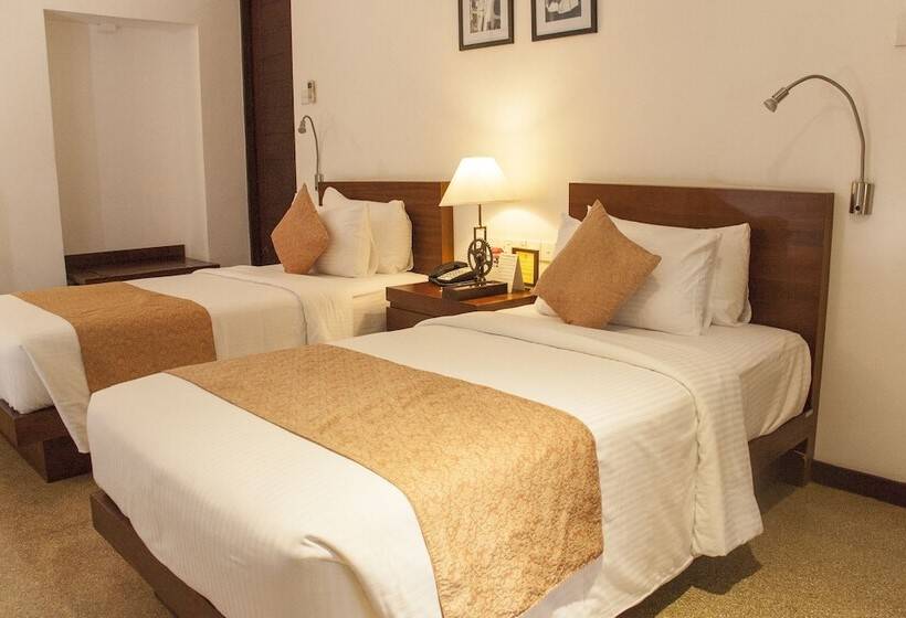 디럭스 룸, Colombo Court Hotel & Spa