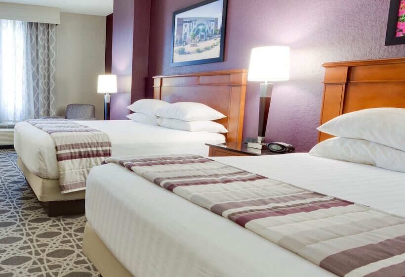 Люкс Адаптированный для Инвалидов, Drury Inn & Suites Middletown Franklin