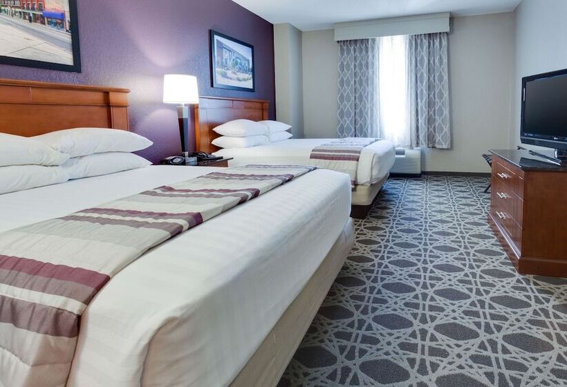 Mozgáskorlátozott Suite, Drury Inn & Suites Middletown Franklin