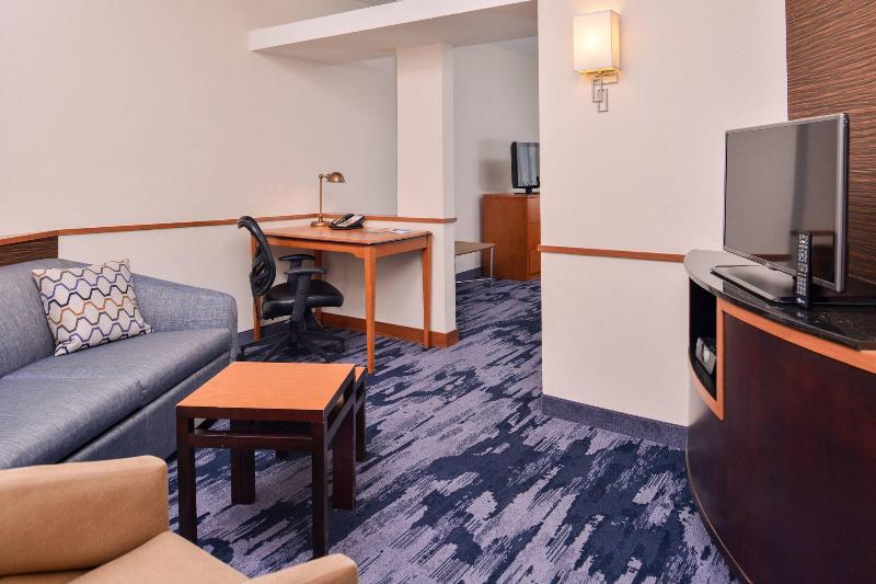 Студио Стандарт Кровать Кинг, Fairfield Inn & Suites Raleighdurham Airport/brier Creek