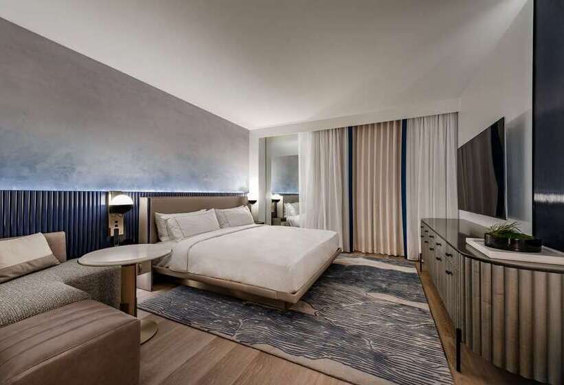 חדר סטנדרט עם מיטת קינג, Hilton Columbus Downtown