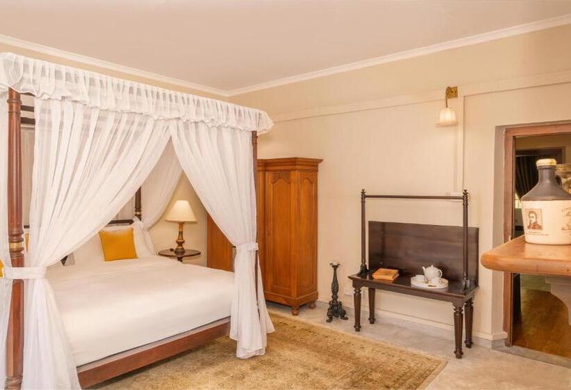 Номер Стандарт, Jetwing Warwick Gardens