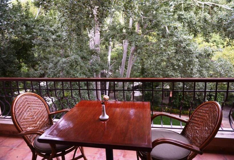 اتاق استاندارد یک نفره, Massabki