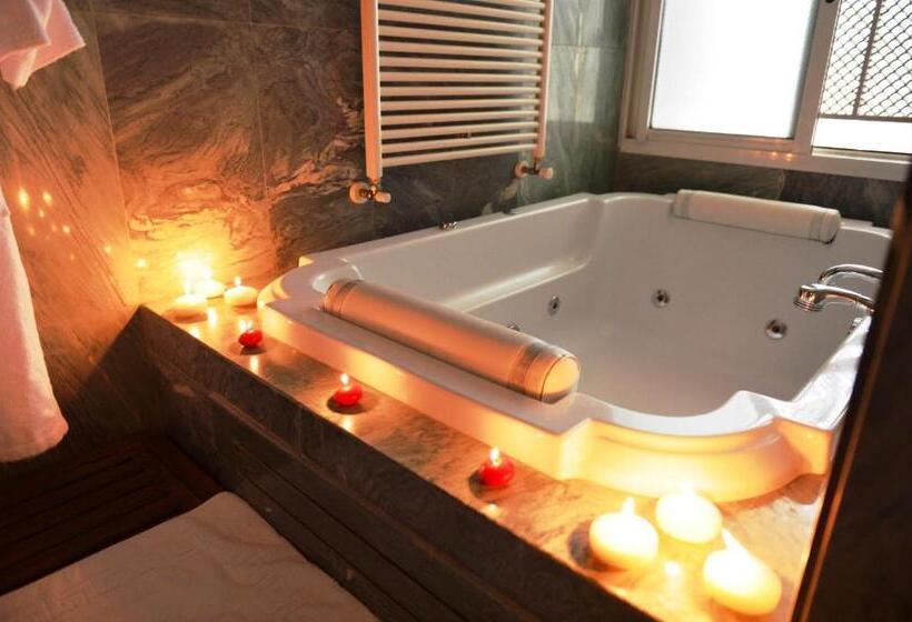 سوییت, Massabki