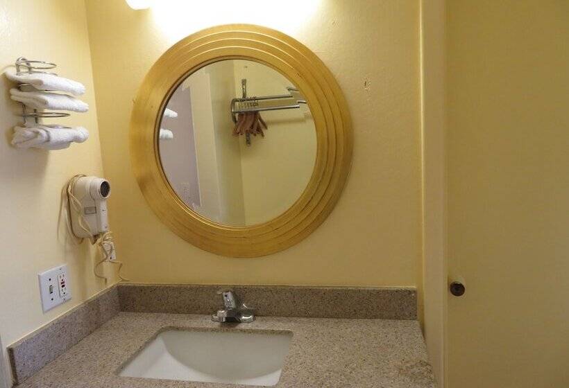 غرفة قياسية, Royal Crest Motel