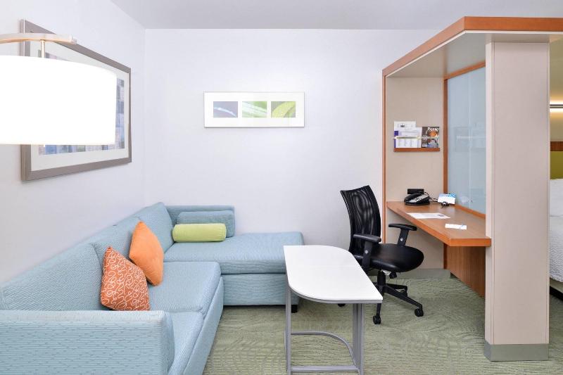 스탠다드 스튜디오 킹침대, Springhill Suites Kingman Route 66
