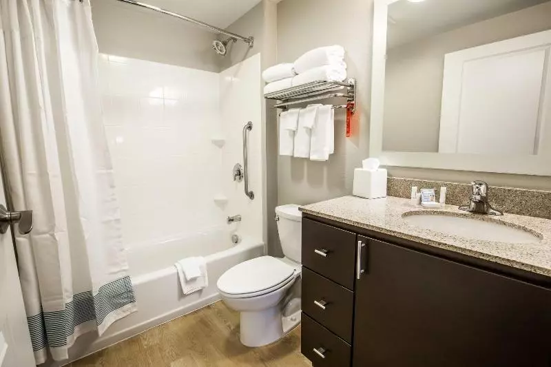 キングサイドベッドのスタンダードワンルーム, Towneplace Suites By Marriott Gilford