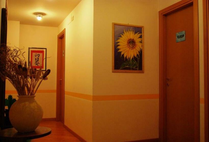 标准间, Il Girasole High Quality Inn