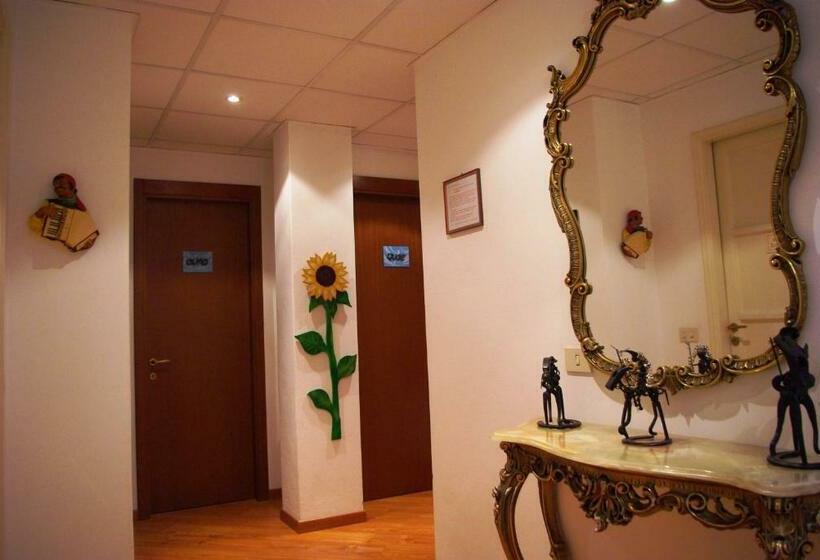 标准间, Il Girasole High Quality Inn