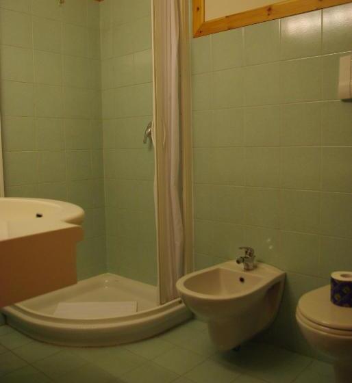 标准间, Il Girasole High Quality Inn