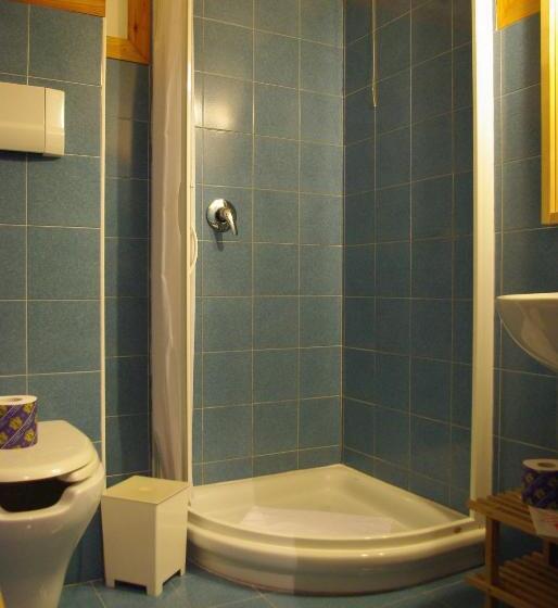 标准三人间, Il Girasole High Quality Inn