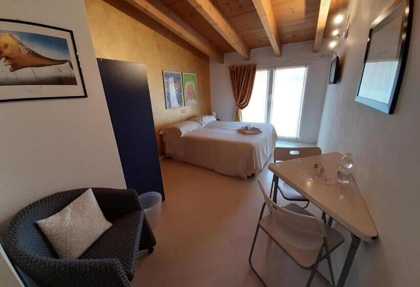 豪华房间, Il Girasole High Quality Inn