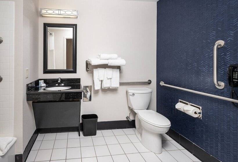 Номер Стандарт 2 Двуспальные Кровати, Fairfield Inn And Suites By Marriott New Bedford