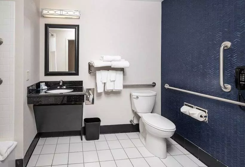 2ダブルベッドのスタンダードルーム, Fairfield Inn And Suites By Marriott New Bedford