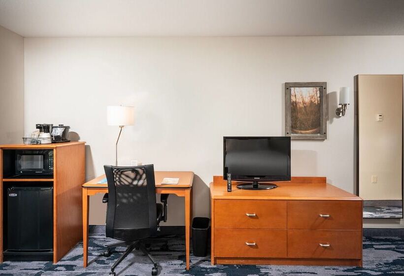 Номер Стандарт 2 Двуспальные Кровати, Fairfield Inn And Suites By Marriott New Bedford