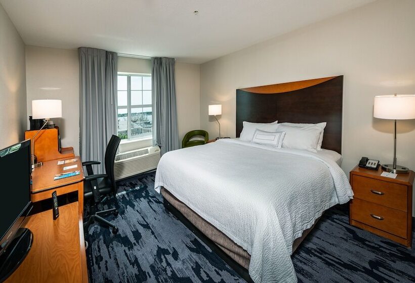 غرفة قياسية سرير مزدوج ذات إطلالة, Fairfield Inn And Suites By Marriott New Bedford