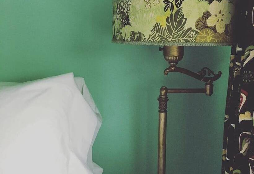 Номер Стандарт Двуспальная Кровать, Holiday Music Motel