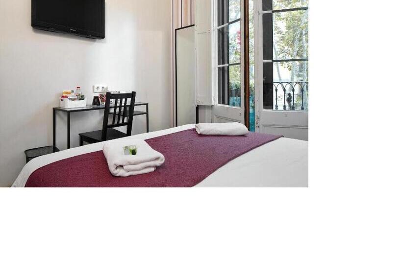 اتاق سوپریور, Brustar Gotic Centric