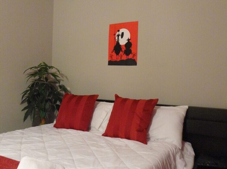 اتاق استاندارد, Brustar Gotic Centric