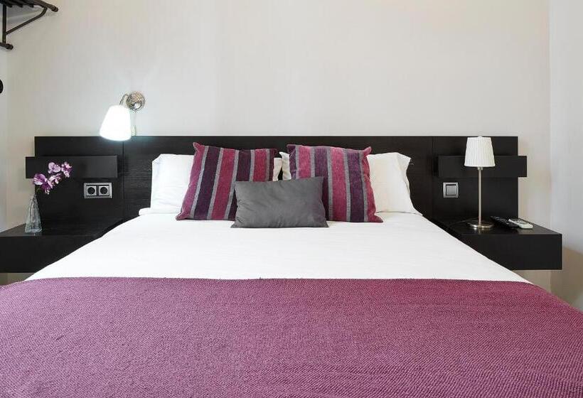 اتاق سوپریور, Brustar Gotic Centric