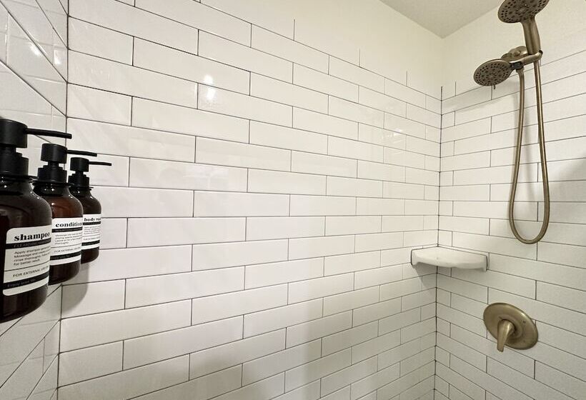 غرفة قياسية, Bay Inn Of Petoskey