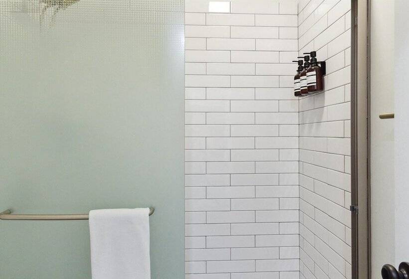 غرفة قياسية, Bay Inn Of Petoskey