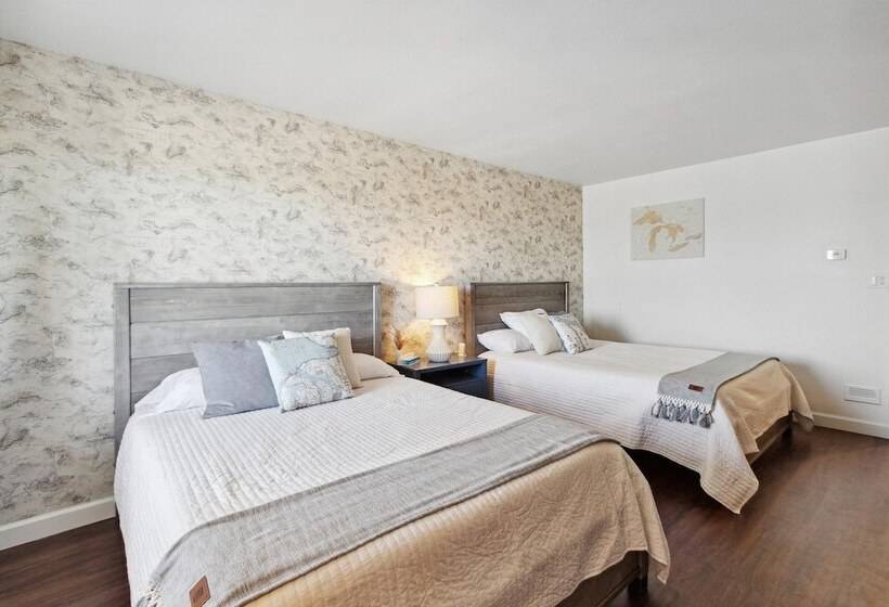 غرفة قياسية, Bay Inn Of Petoskey