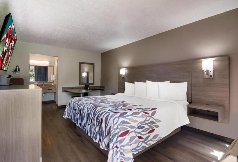 غرفة سوبيريور سرير كينج, Red Roof Inn Vero Beach   I 95