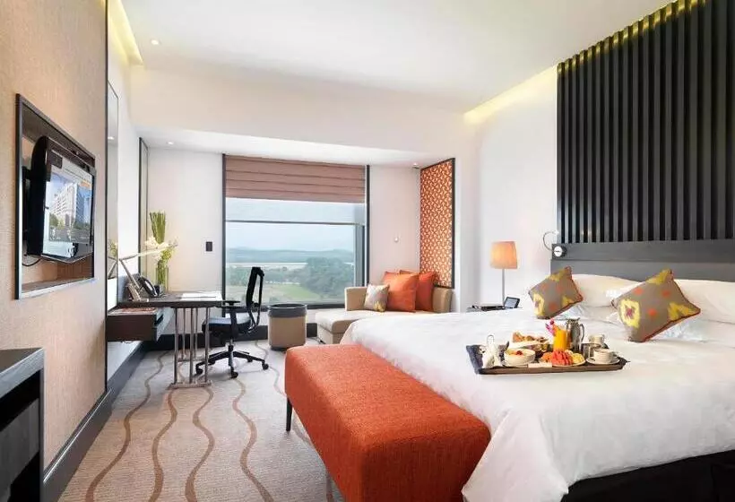 キングサイズベッドのデラックスルーム, Sama Sama Hotel Kl International Airport