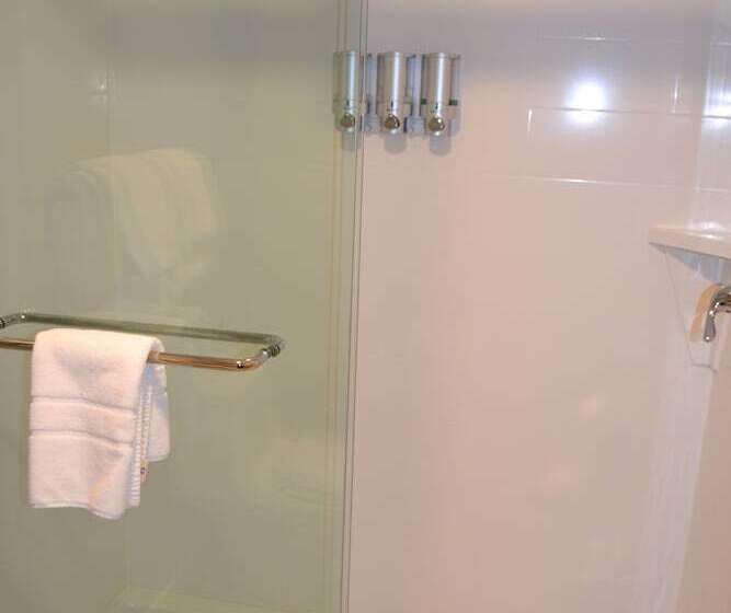 标准间, The Common Man Inn & Spa