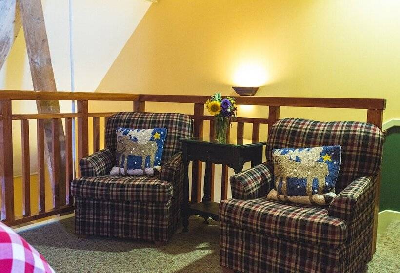 豪华套房, The Common Man Inn & Spa