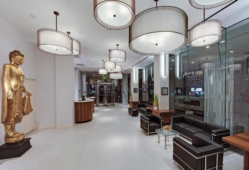 장애인을 위한 스탠다드 룸, Wyndham Garden Chinatown