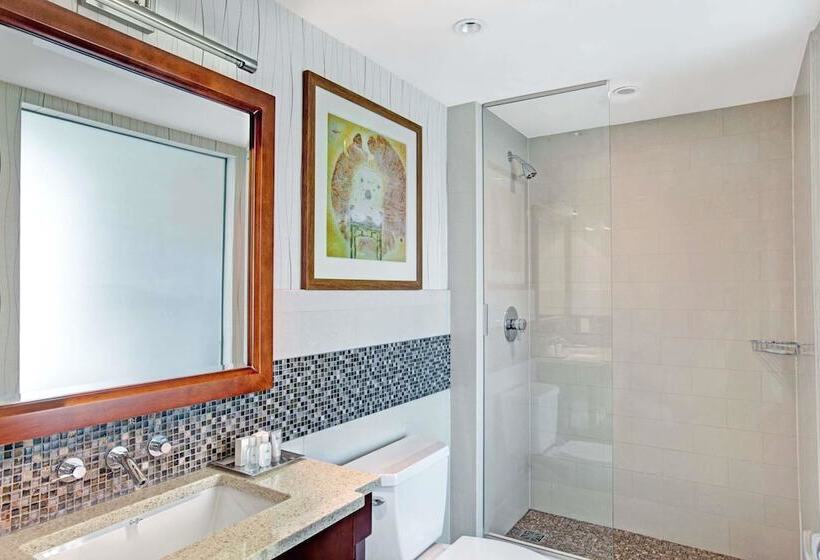 디럭스 룸, Wyndham Garden Chinatown