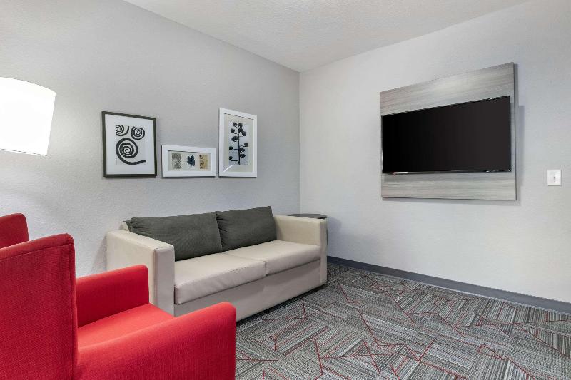 适用于残疾人士的豪华房间, Microtel Inn & Suites By Wyndham Harrisonburg