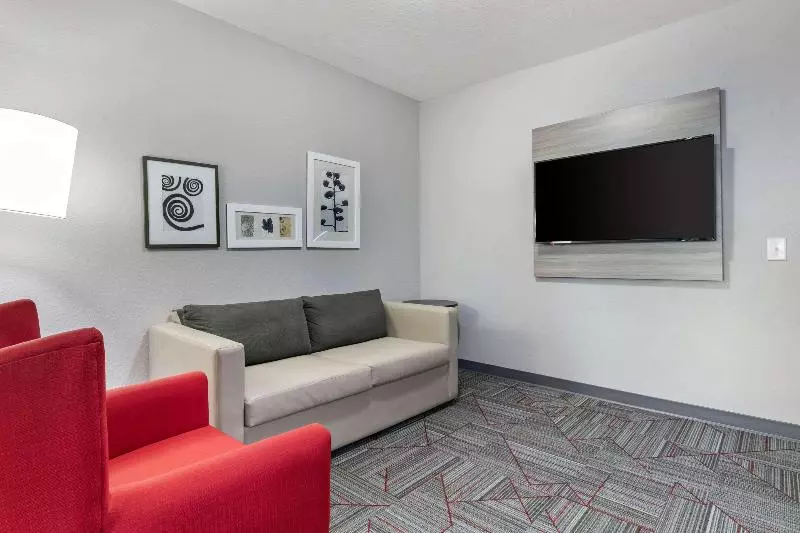 障害者適応デラックスルーム, Microtel Inn & Suites By Wyndham Harrisonburg