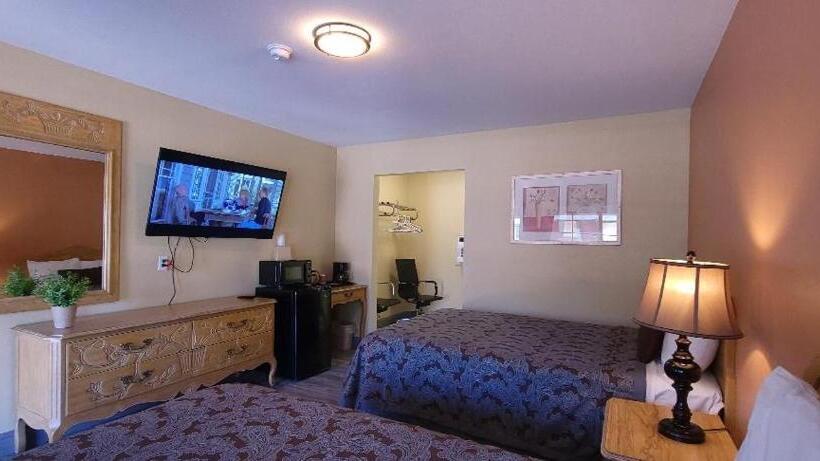 غرفه قياسيه سريرين مزدوجين, Lakeview Inn Lucerne