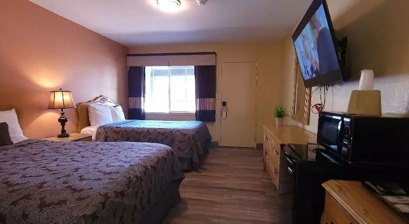 2ダブルベッドのスタンダードルーム, Lakeview Inn Lucerne