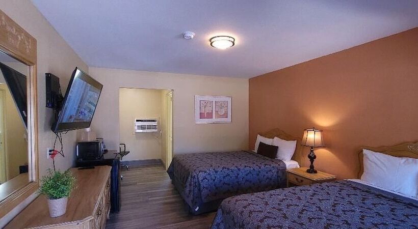 Номер Стандарт 2 Двуспальные Кровати, Lakeview Inn Lucerne