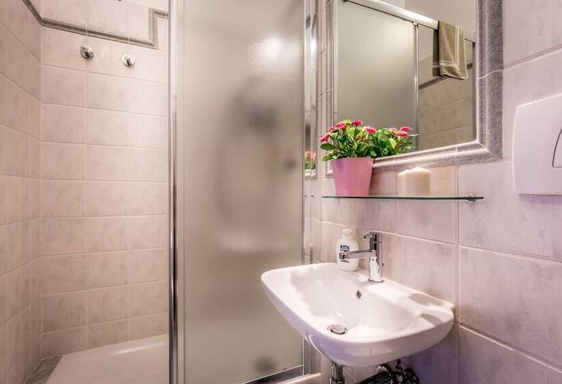 Camera Standard, B&b Antiche Armonie