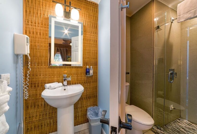 غرفة ديلوكس سرير كينج, Seascape Tropical Inn