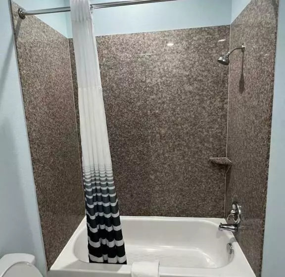 ２ダブルベッドのスタンダードルーム, Americas Best Value Inn Sulphur